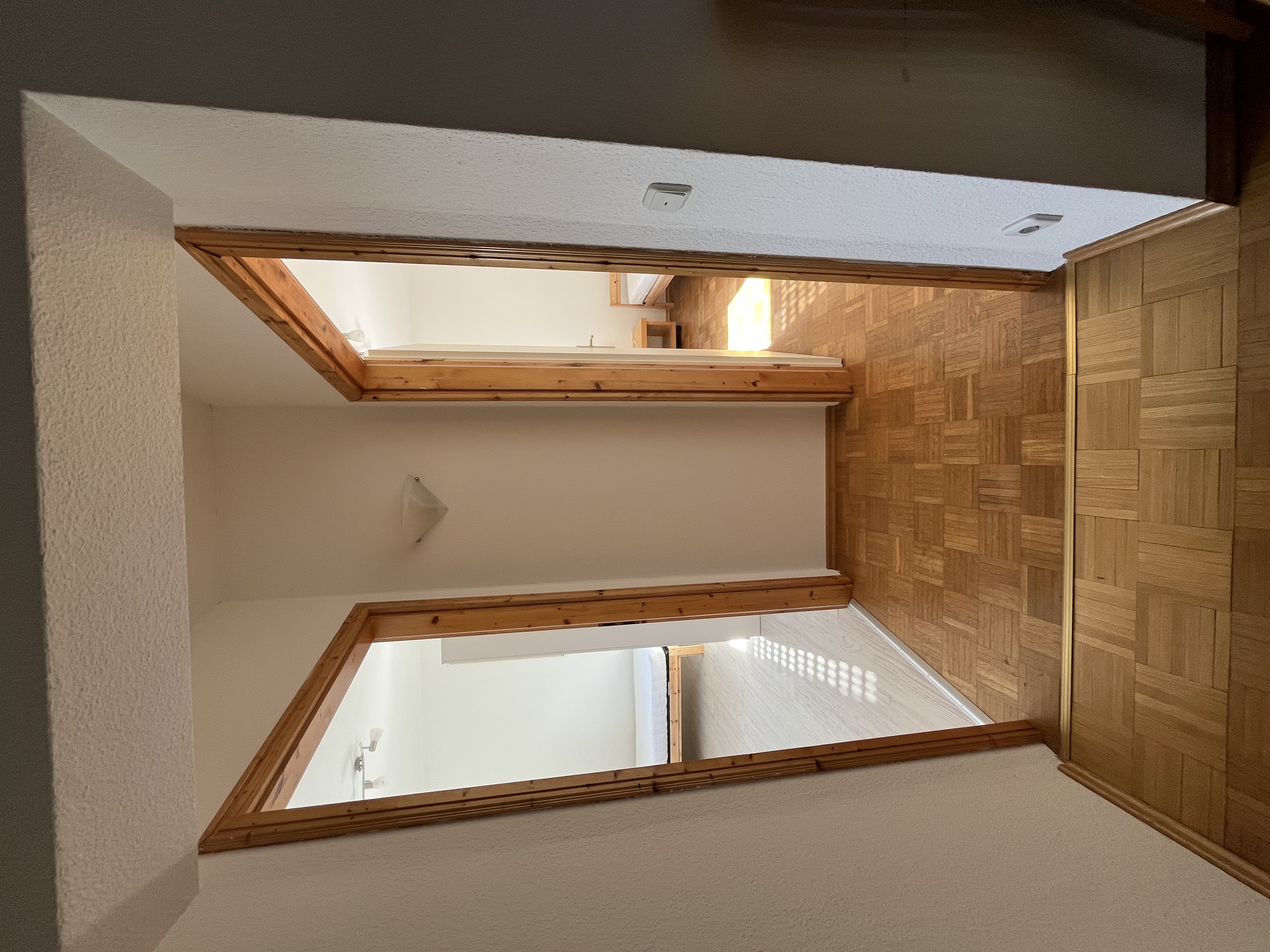 MonteurZimmer: Flur - LuSo Iancu Immobilien GmbH 