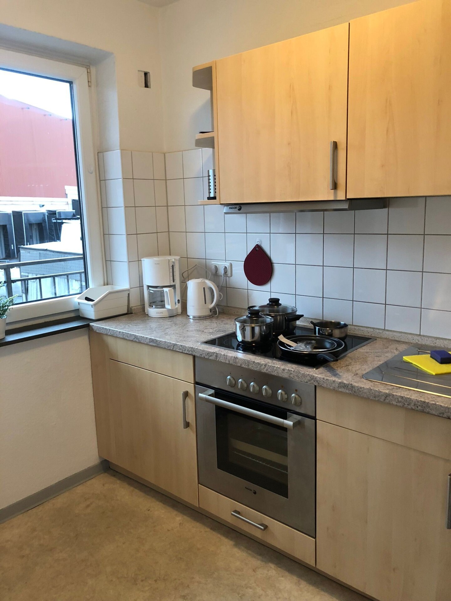 Monteur-Zimmer - Seelze - 1337 Living Hannover / Langenhagen