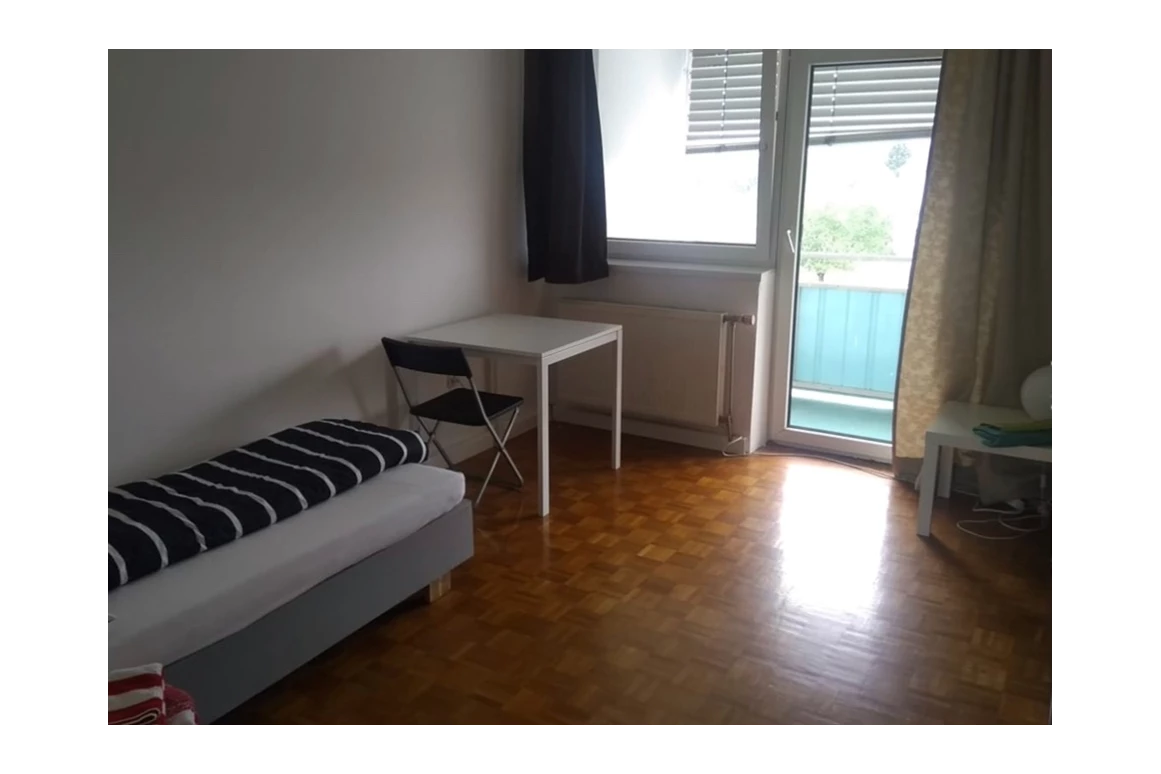 MonteurZimmer: Super Lage - Linz/ Ebelsberg