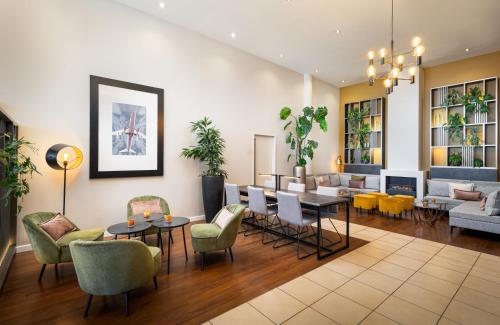 Monteur-Zimmer - Thalgau - Leonardo Hotel Salzburg Airport