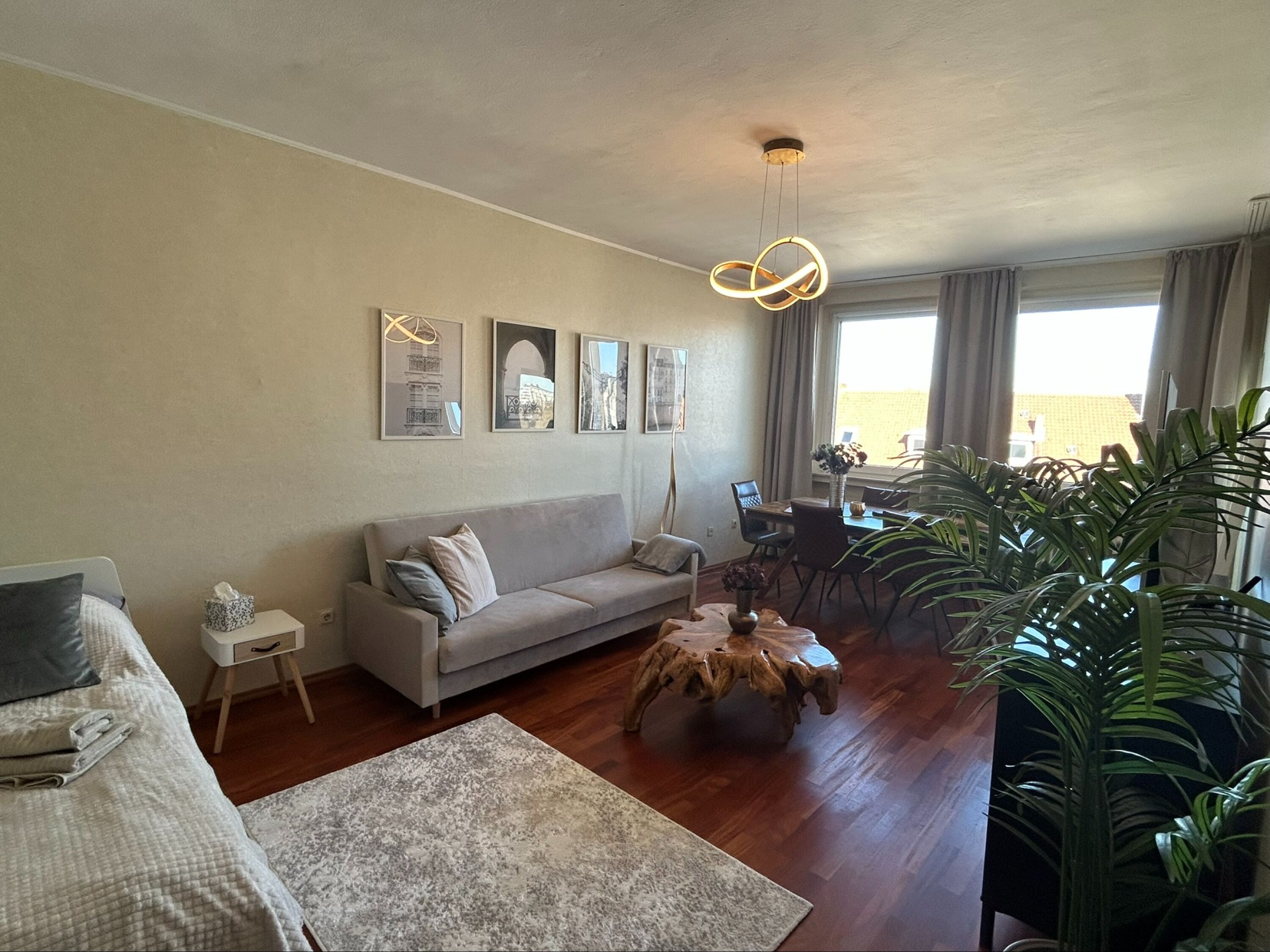 Monteur-Zimmer - Hannover - 3 Zimmer-Balkon-Fahrstuhl-zentral-voll ausgestattet