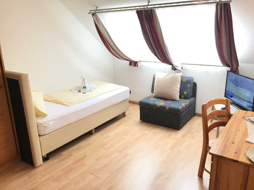 Monteur-Zimmer - Bad St. Leonhard im Lavanttal - Stadthotel Schwerterbräu