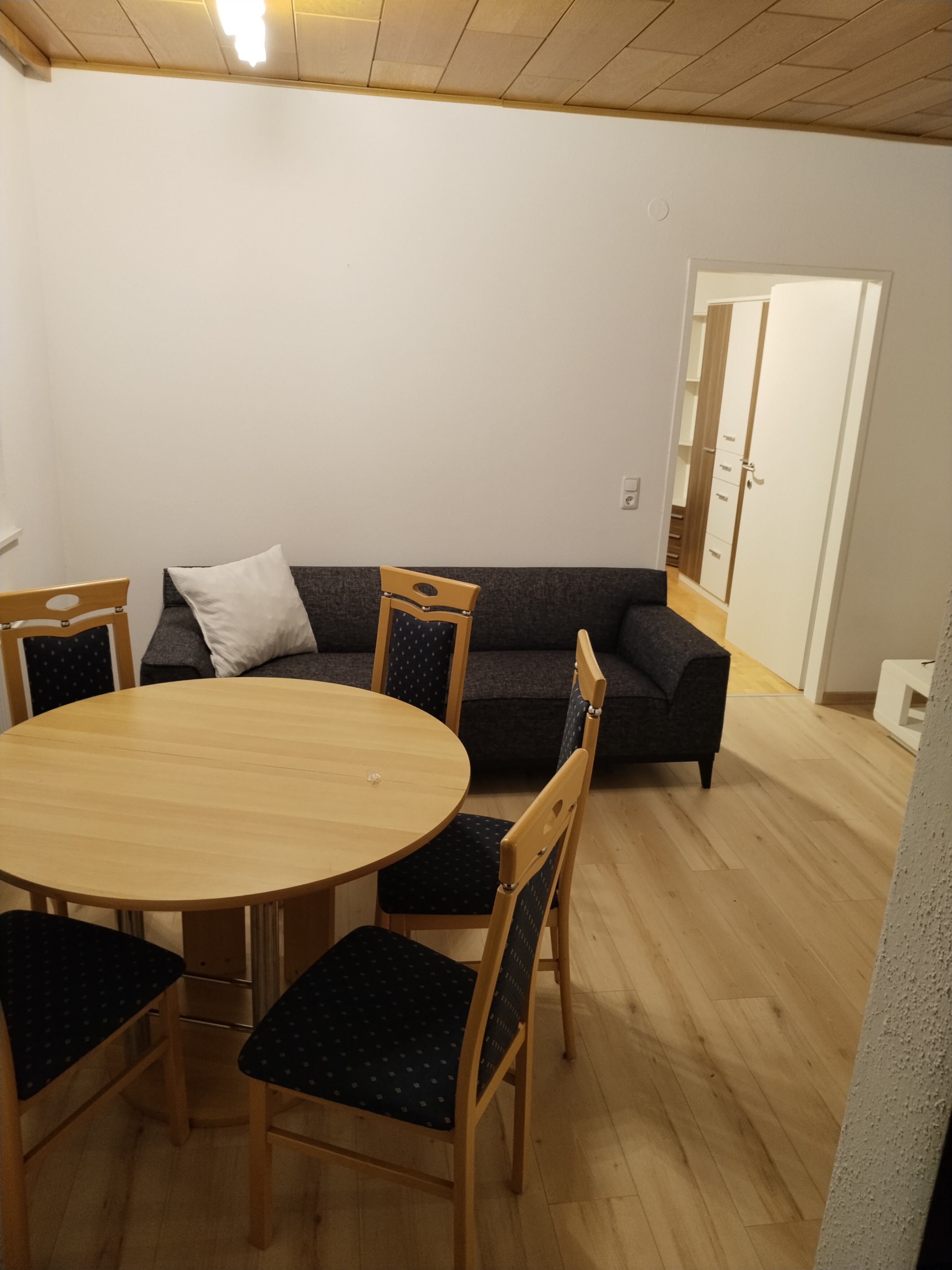 Monteur-Zimmer - Krems an der Donau - Apartment with 4rooms