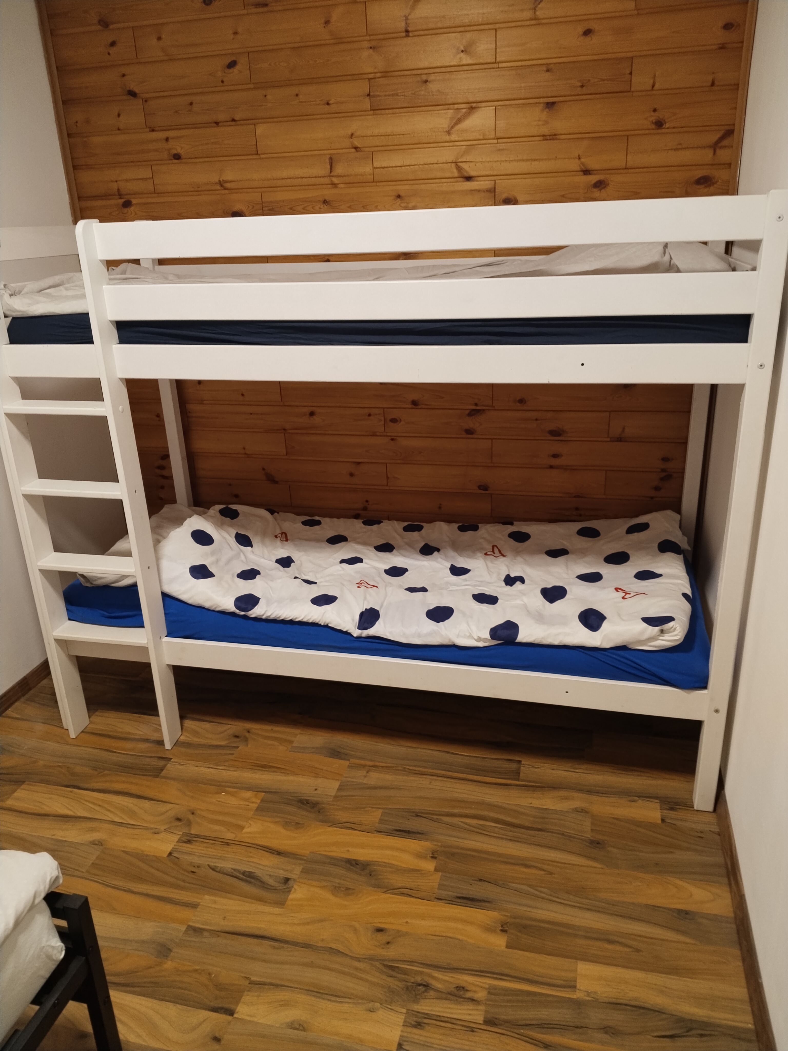 MonteurZimmer: Einzelbett und Stockbett - Apartment with 4rooms