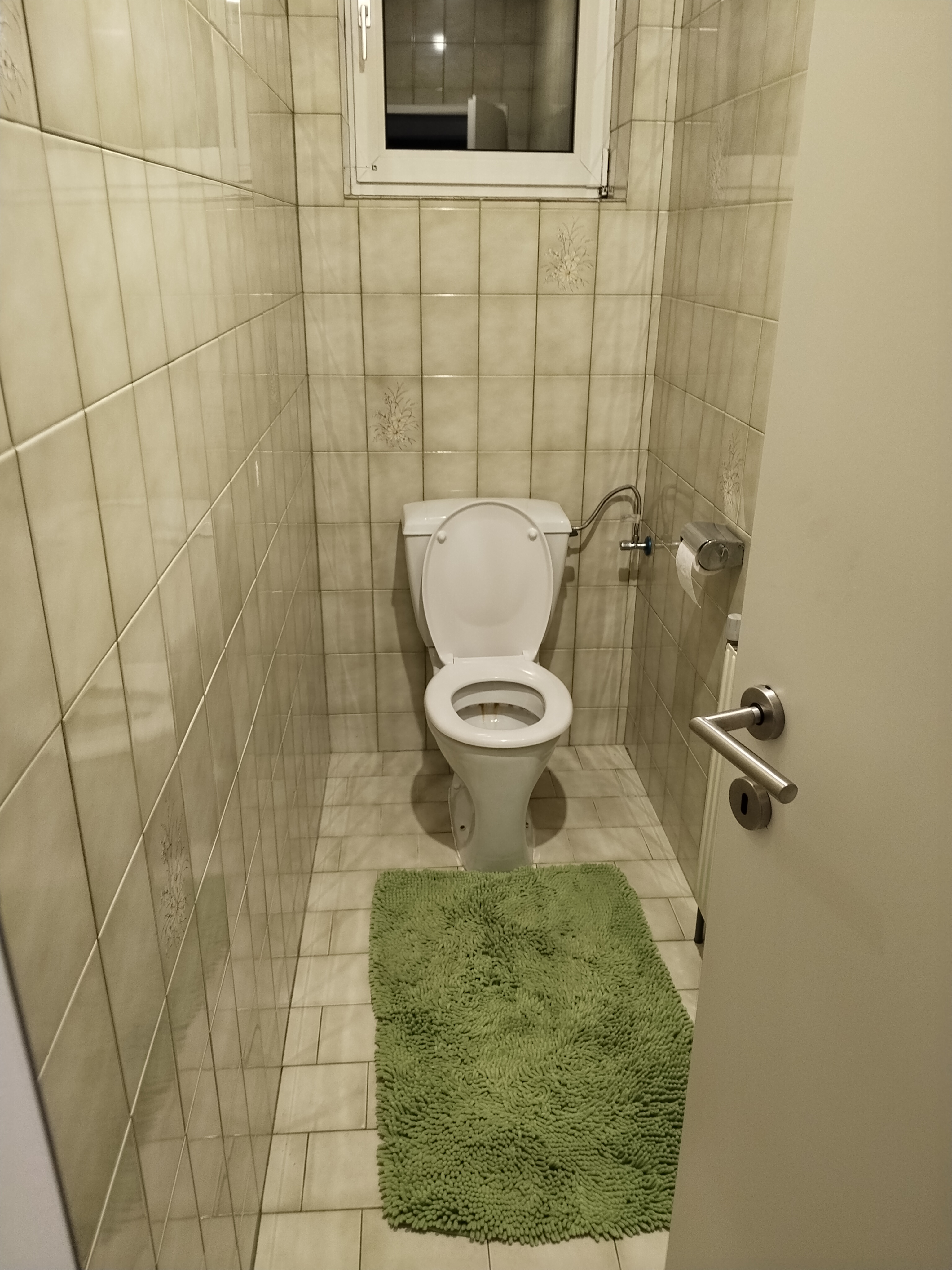 MonteurZimmer: Wc - Apartment with 4rooms