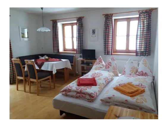 MonteurZimmer: Ferienwohnung Löffelberger in Hallein