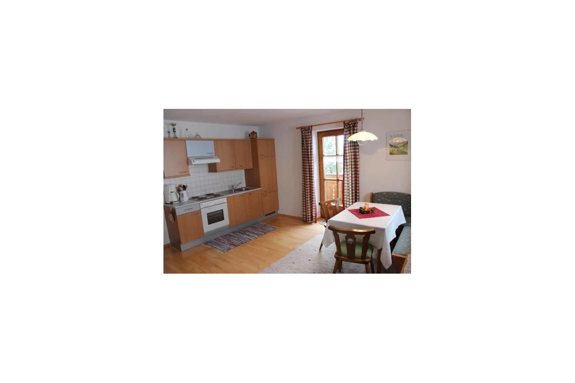 MonteurZimmer: Ferienwohnung Löffelberger in Hallein
