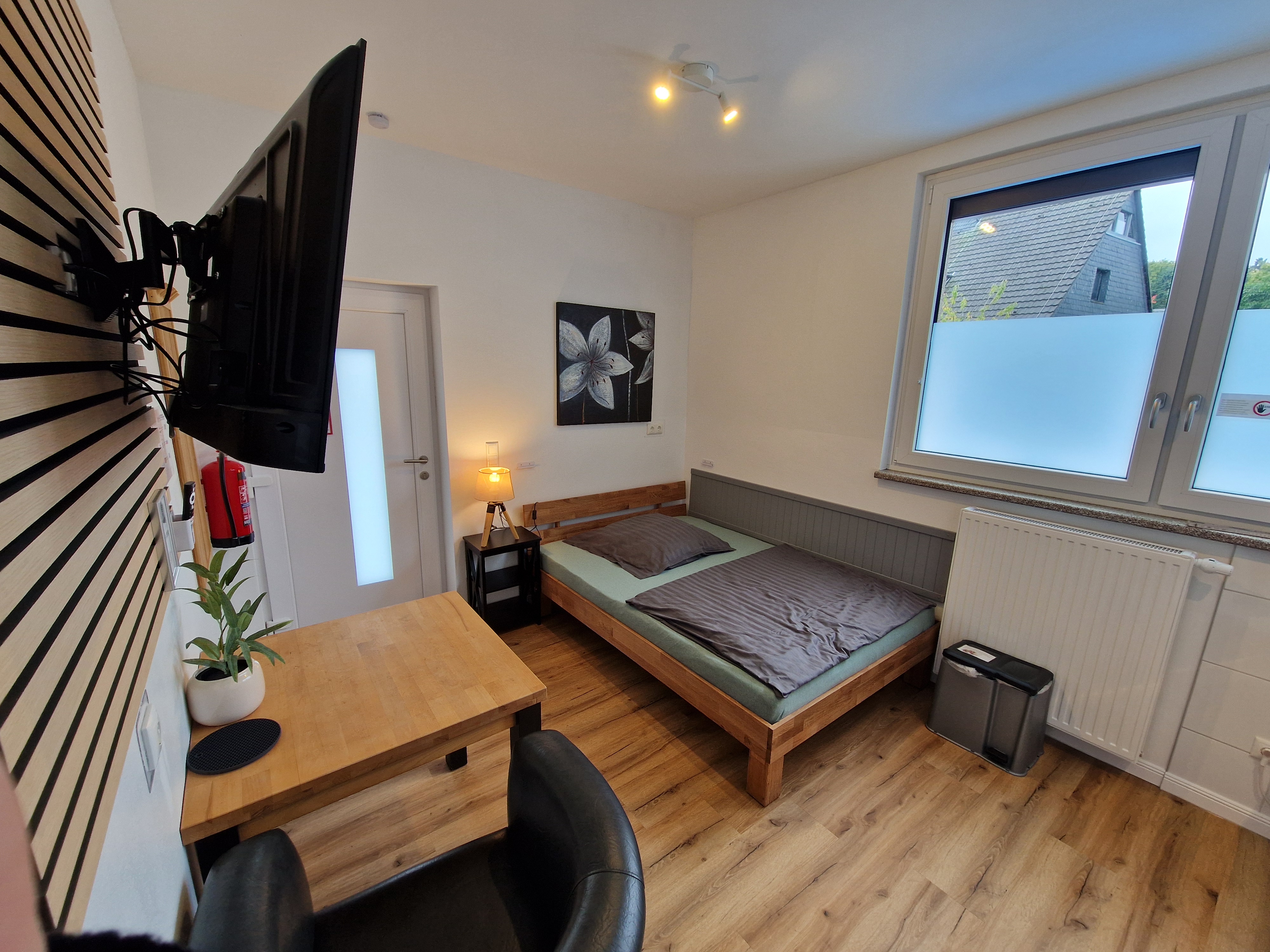 MonteurZimmer: Pension Moers am Geleucht