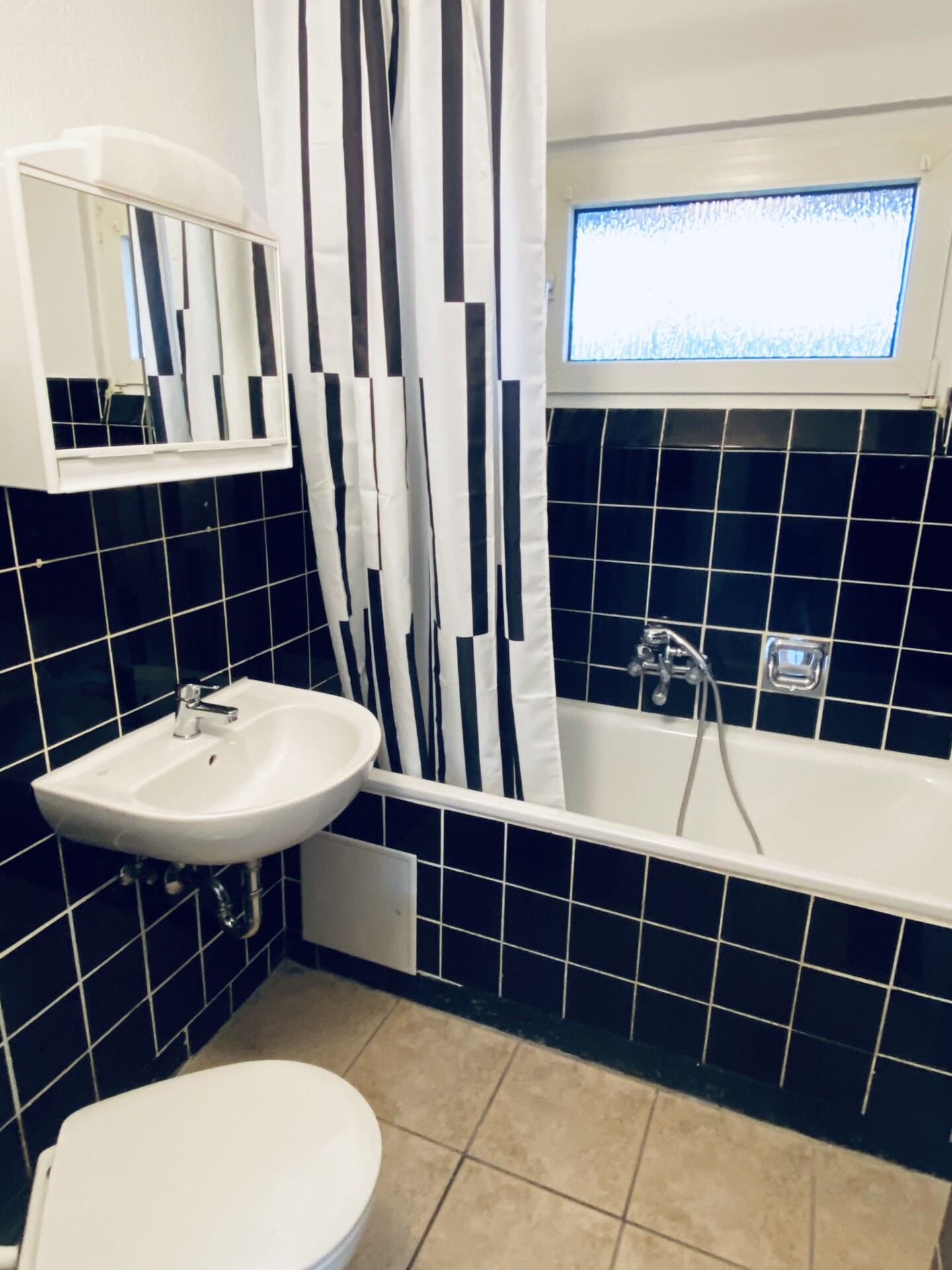 Monteur-Zimmer - Moers - MoWo Duisburg