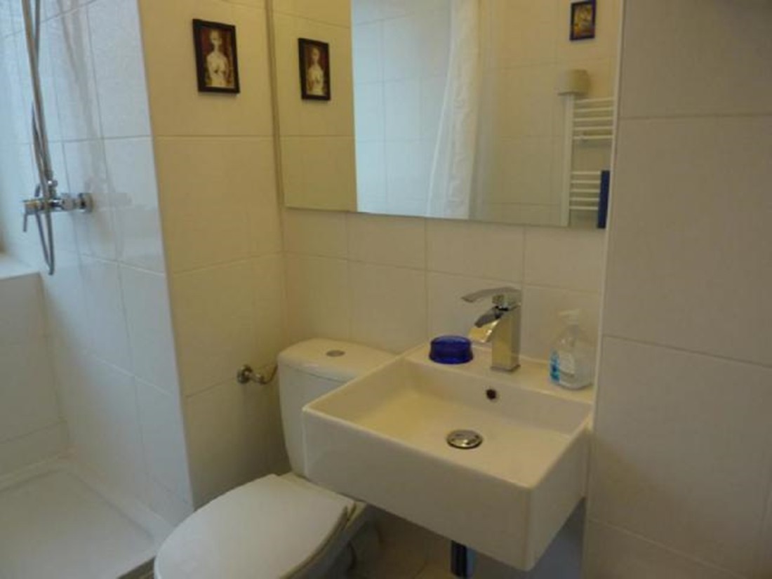 Monteur-Zimmer - Moers - Gästezimmer Duisburg