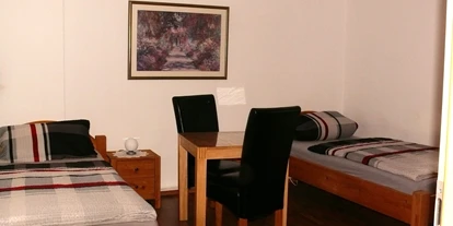 Monteur-Zimmer - Viersen - Monteurwohnung Duisburg Palme Fack/Hasikic