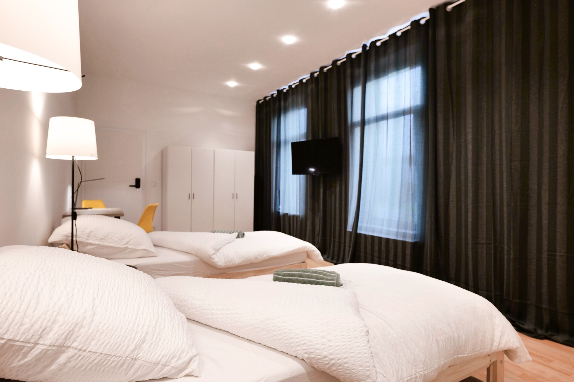 Monteur-Zimmer - Moers - NOVA BEDS Monteurwohnungen im Haus Weseler, Duisburg-Walsum