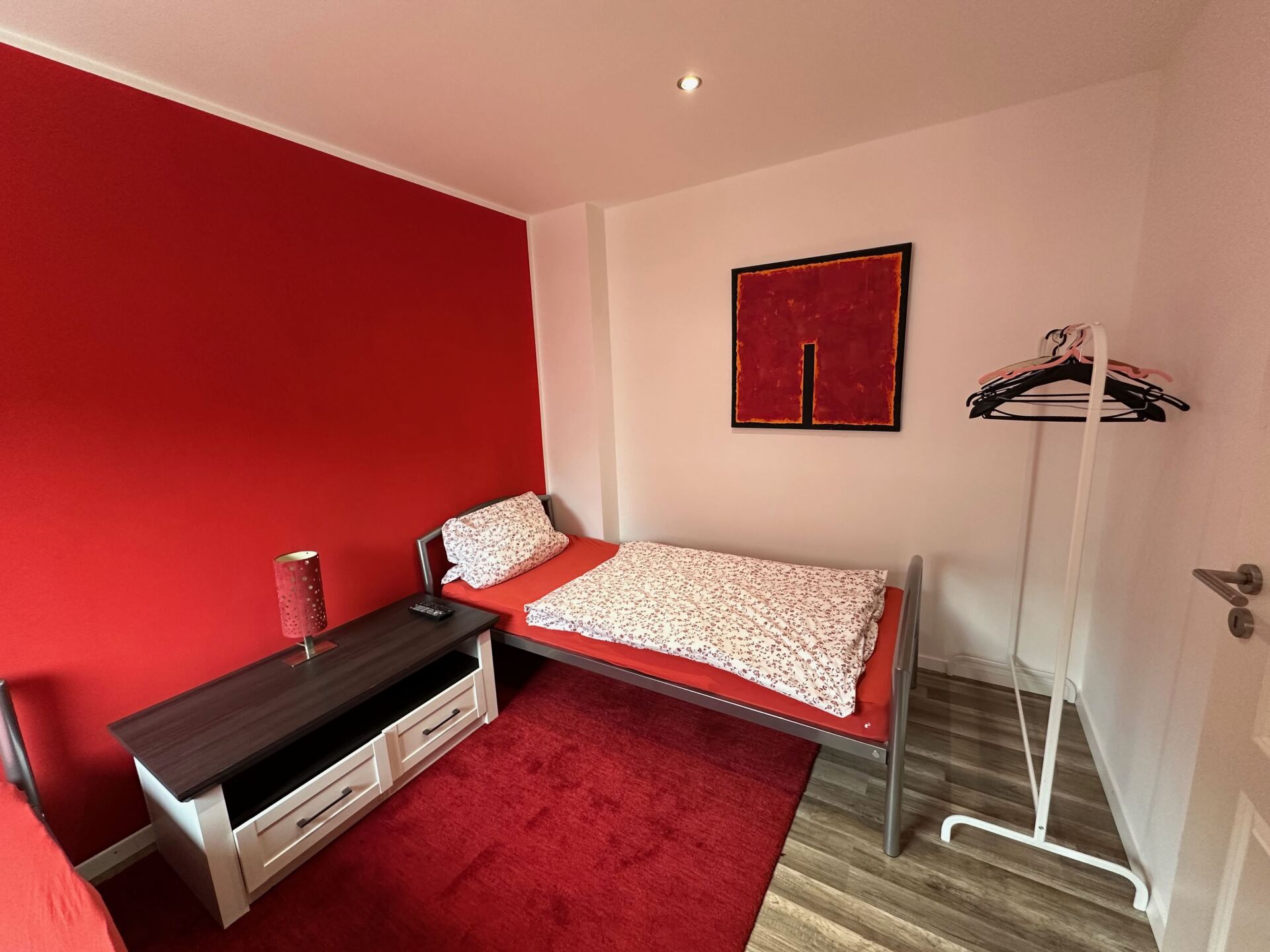 Monteur-Zimmer - Moers - Ganzes Monteurhaus in 47179 Duisburg-Nord mit 4 Schlafzimmern/8 Gäste