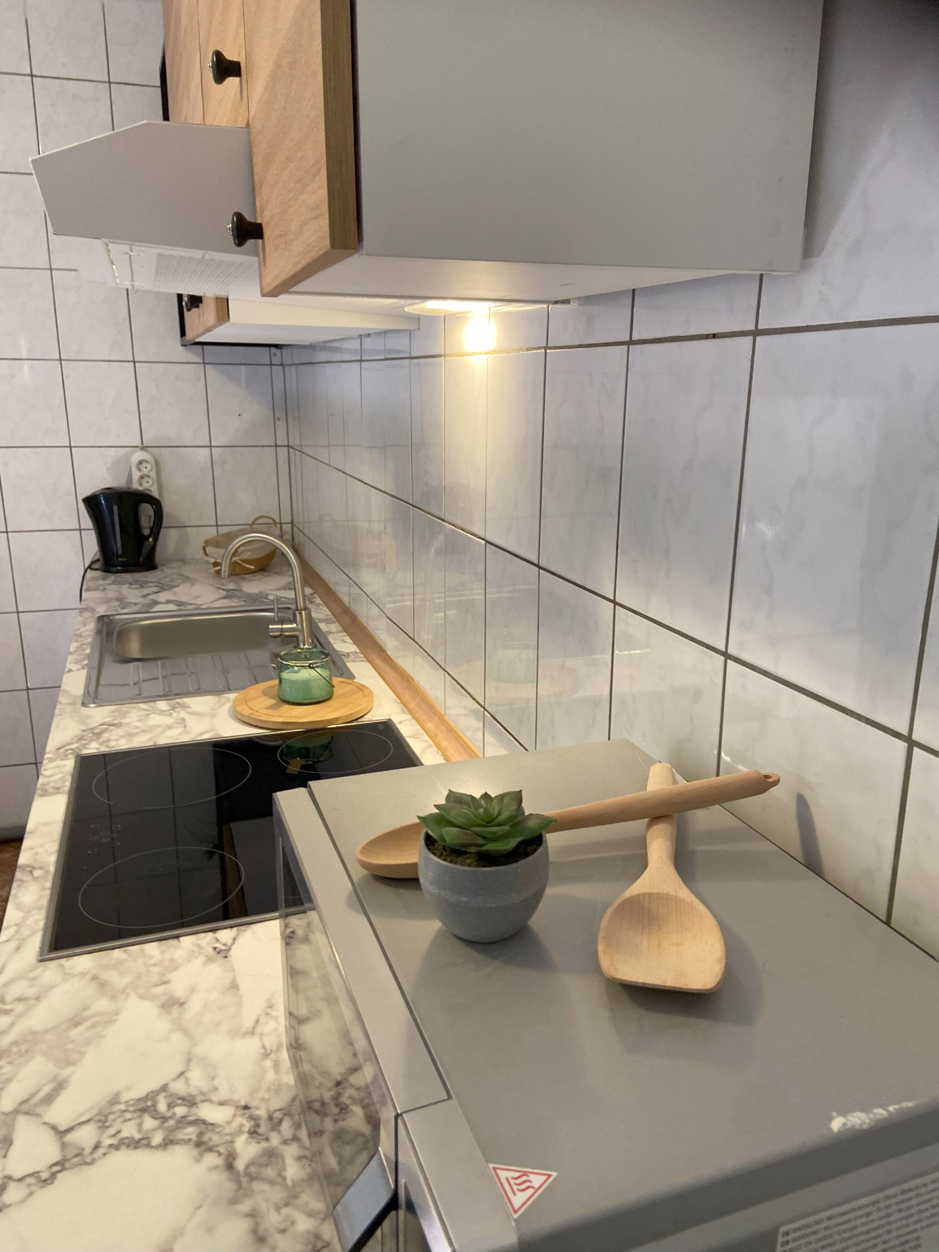 Monteur-Zimmer - Moers - Monteurzimmer - am Kanal in Duisburg (renoviert)