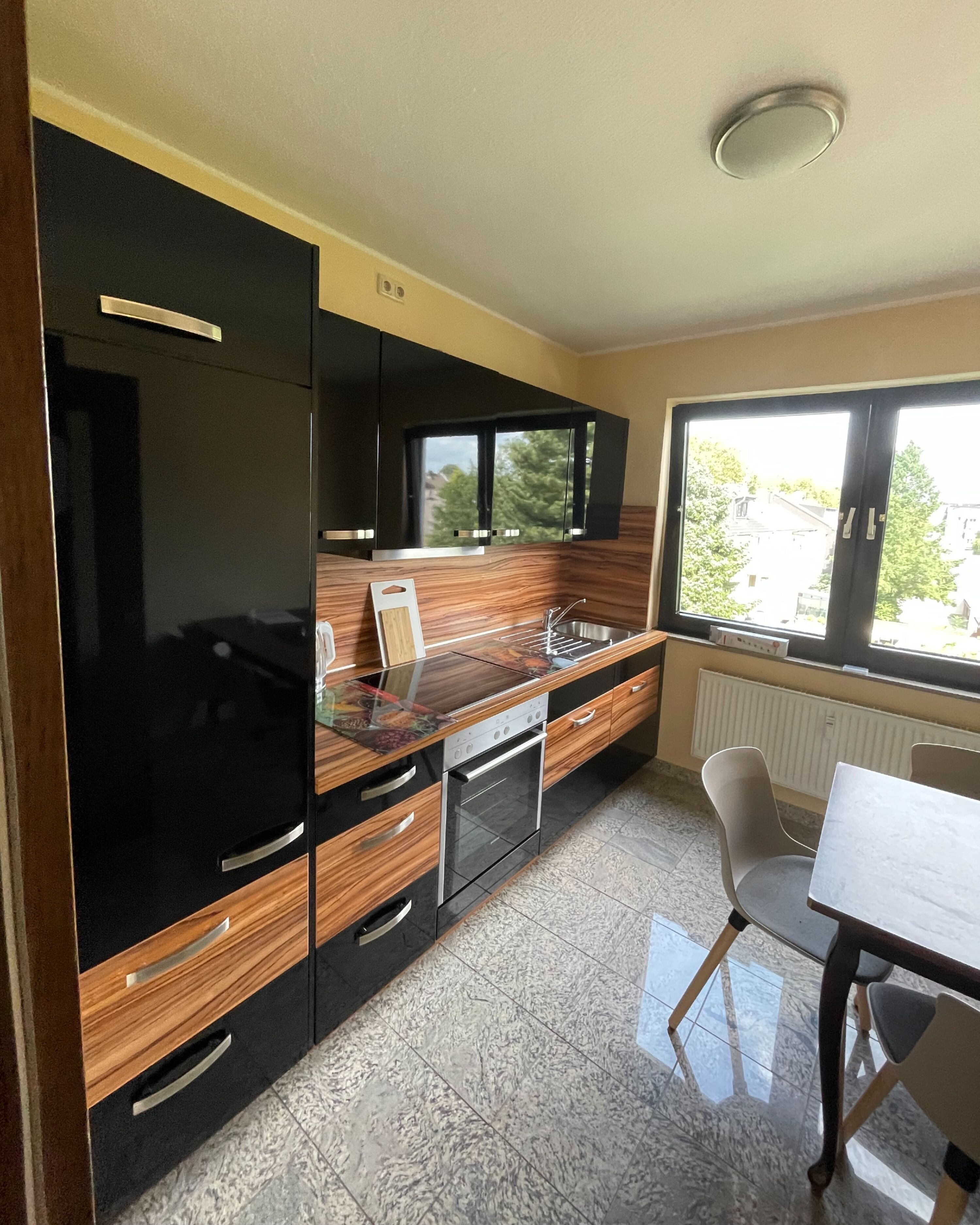 Monteur-Zimmer - Moers - Mc Zimmervermietung Monteurzimmer Duisburg