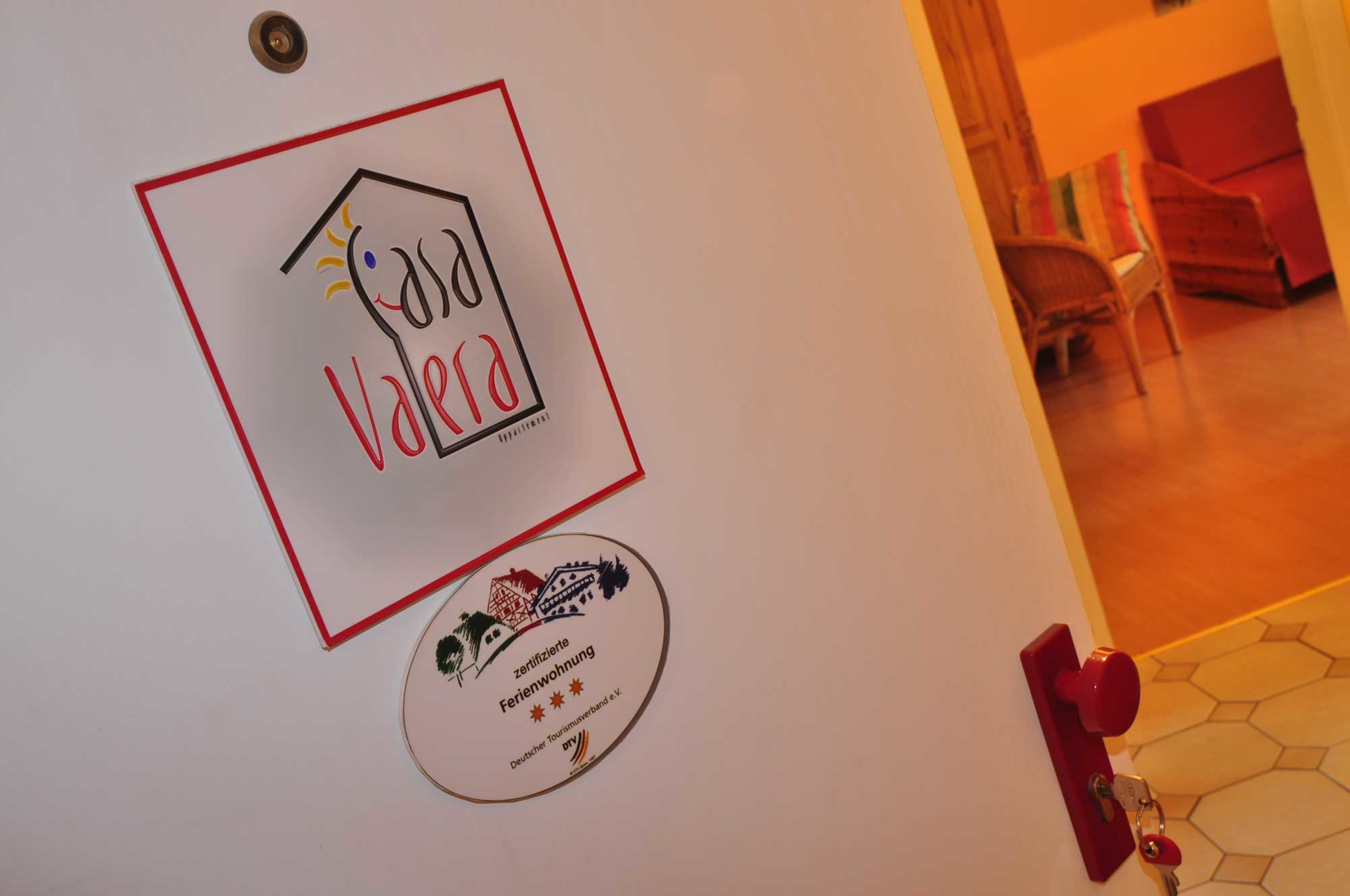 Monteur-Zimmer - Moers - Ferienwohnung Casa Valera in Duisburg