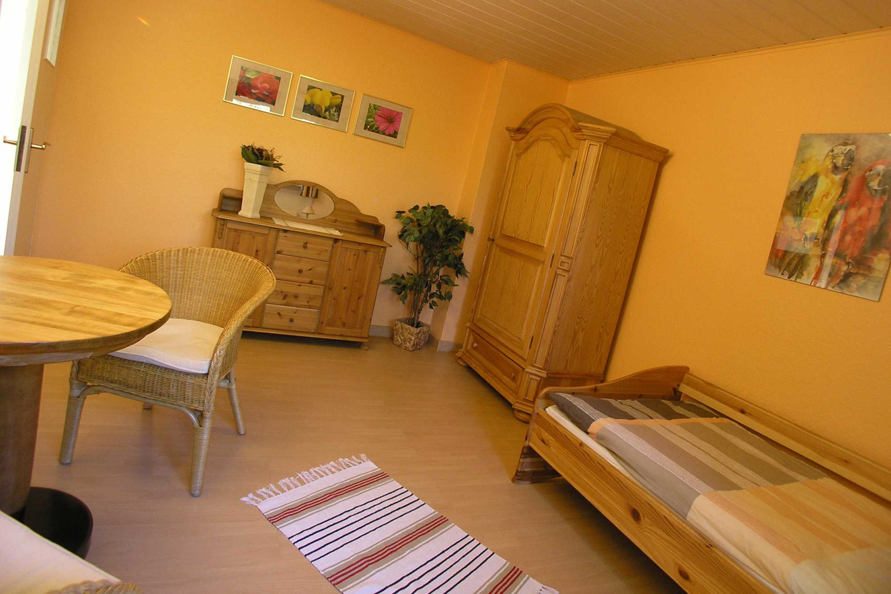 Monteur-Zimmer - Moers - Ferienwohnung Casa Valera in Duisburg