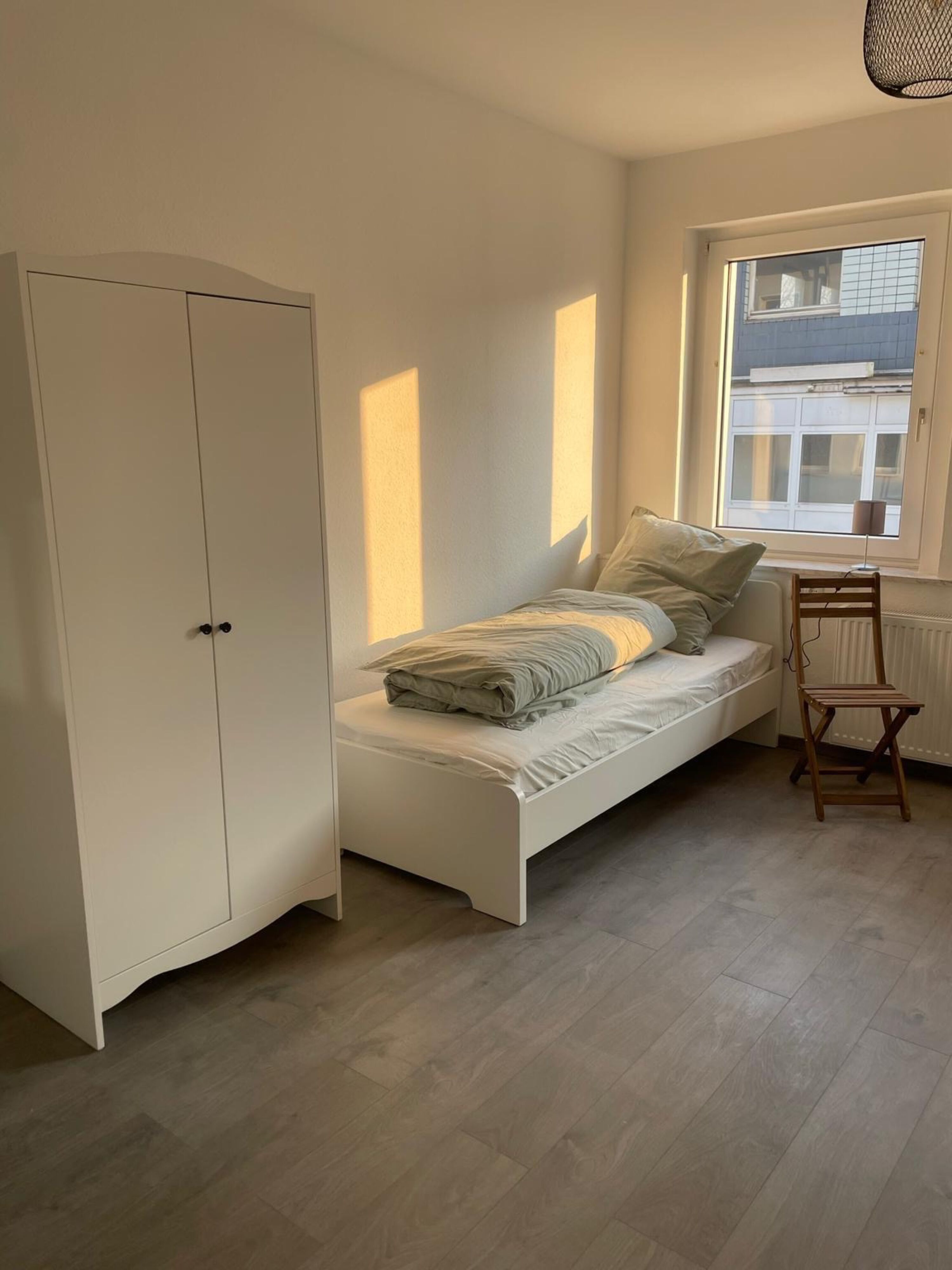 Monteur-Zimmer - Moers - Monteurzimmer mit Gemeinschaftsräumen
