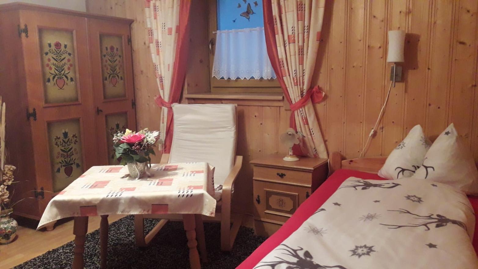 Monteur-Zimmer - Thalgau - Privatzimmer Gradl Kreszenzia