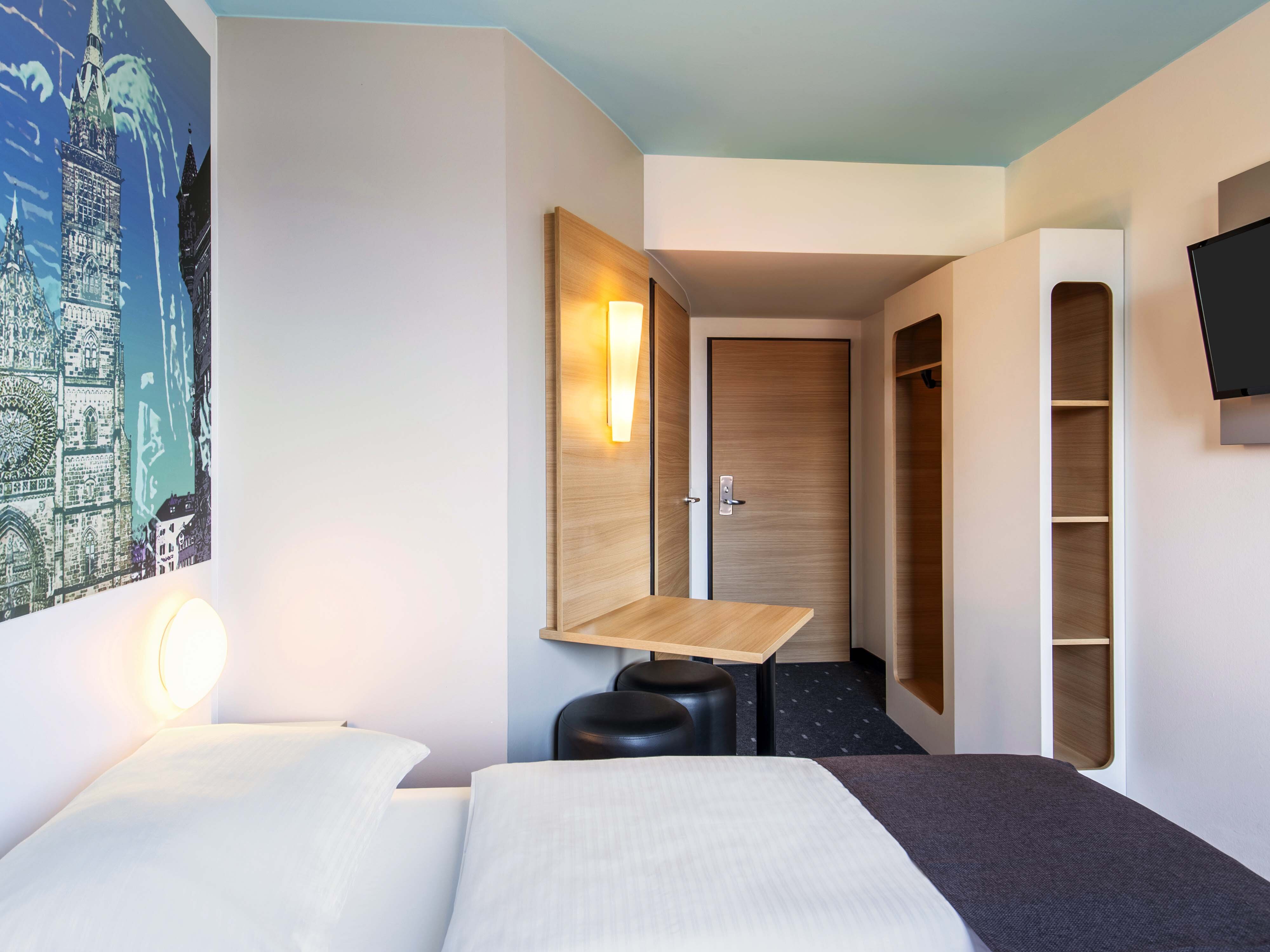 MonteurZimmer: bed and breakfast Nürnberg