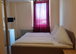 Monteur-Zimmer - Stein bei Nürnberg - Pension Im Bett