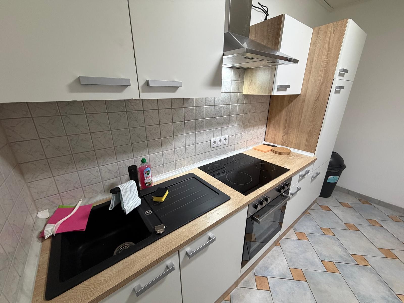 Monteur-Zimmer - Oberasbach - Monteurwohnung 4 Betten EIGENE UNTERKUNFT 6xParkplätze Zentral