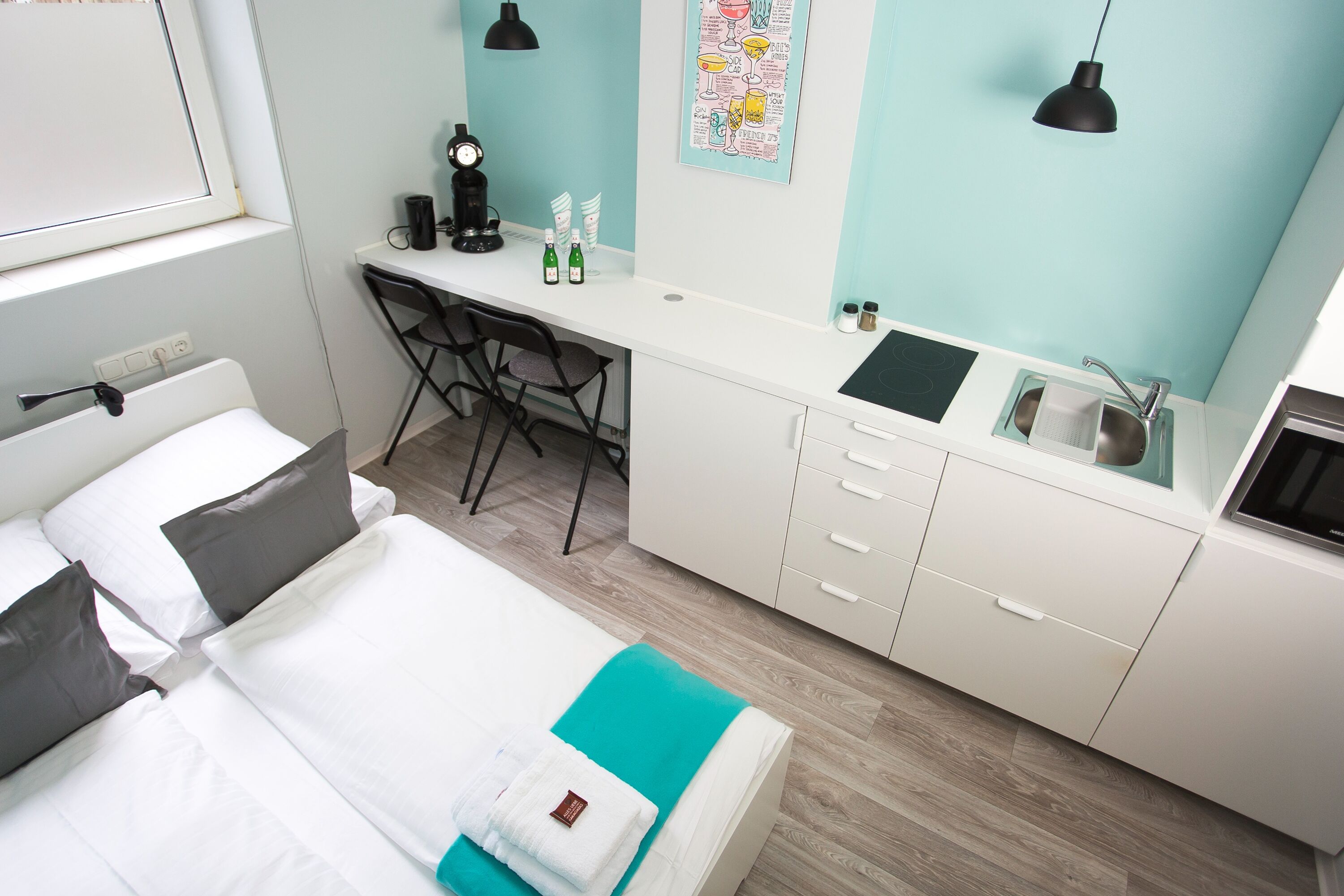 Monteur-Zimmer - Stein bei Nürnberg - 8 Studios mit eigenem Bad, Kitchenette, Waschmaschine, WLan und TV