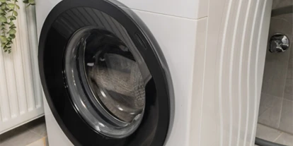Monteur-Zimmer - Mülheim an der Ruhr - Bochum: Frisch sanierte Monteurwohnung: Parkplatz + TV + WLAN + Vollausstattung