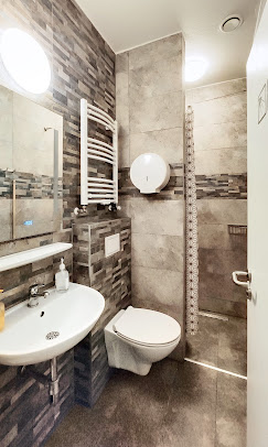 Monteur-Zimmer - Düsseldorf - Hotel-Pension Schlafpunkt, Solingen bei Wuppertal/Düsseldorf