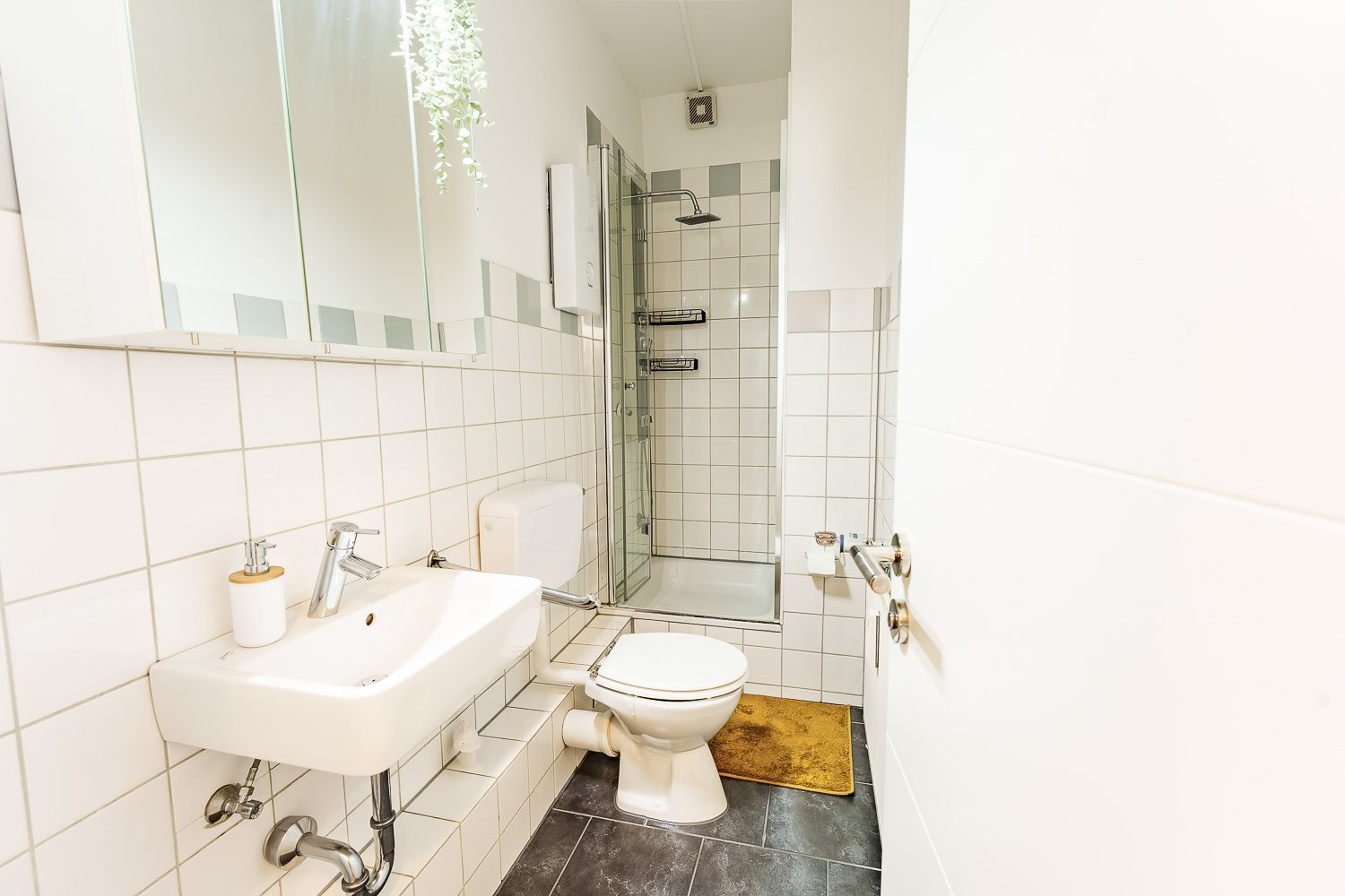 Monteur-Zimmer - Düsseldorf - Monteurwohnung Wuppertal