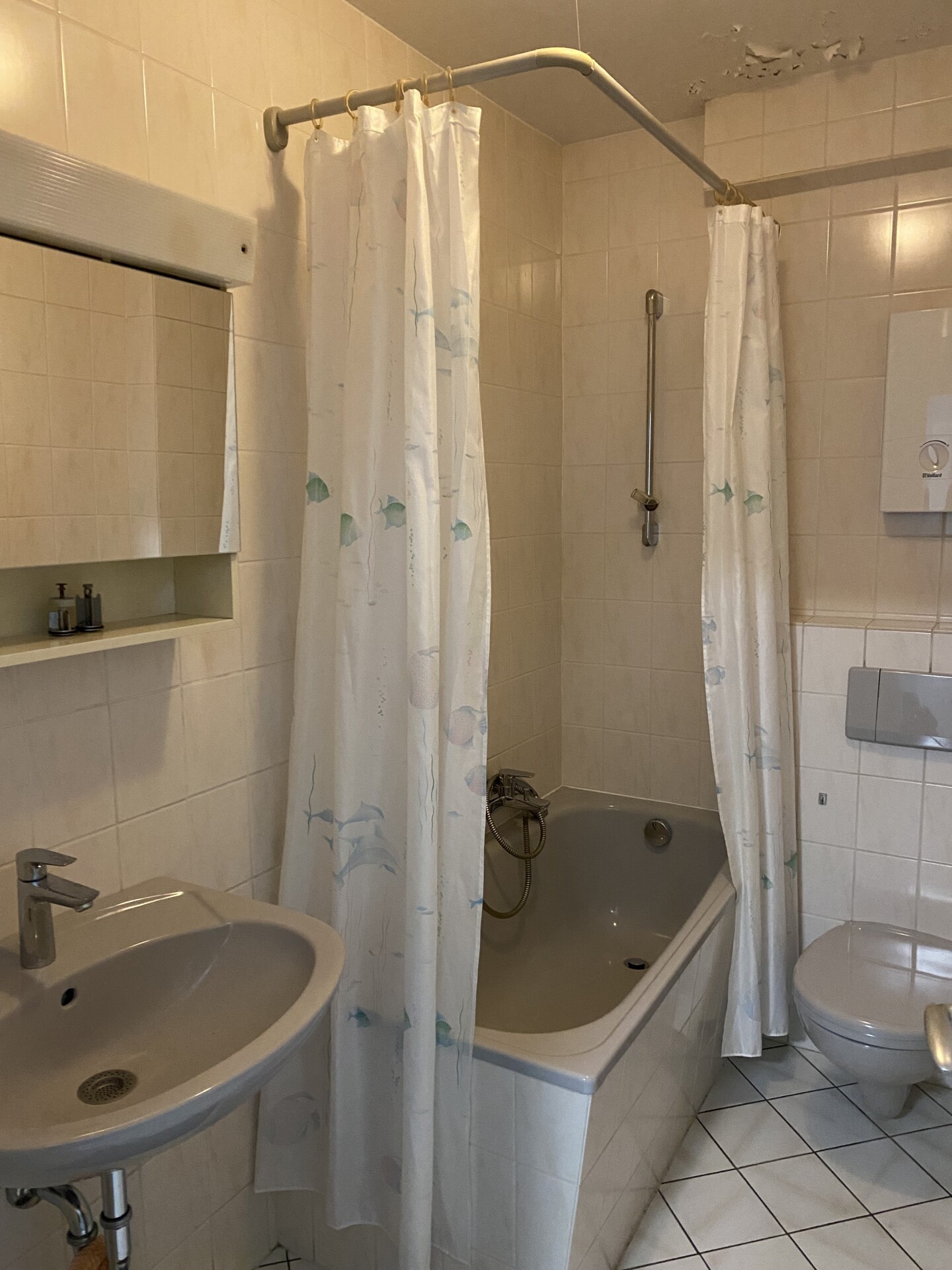 Monteur-Zimmer - Düsseldorf - Ruhige zentral gelegene 2-Zimmerwohnung Wuppertal