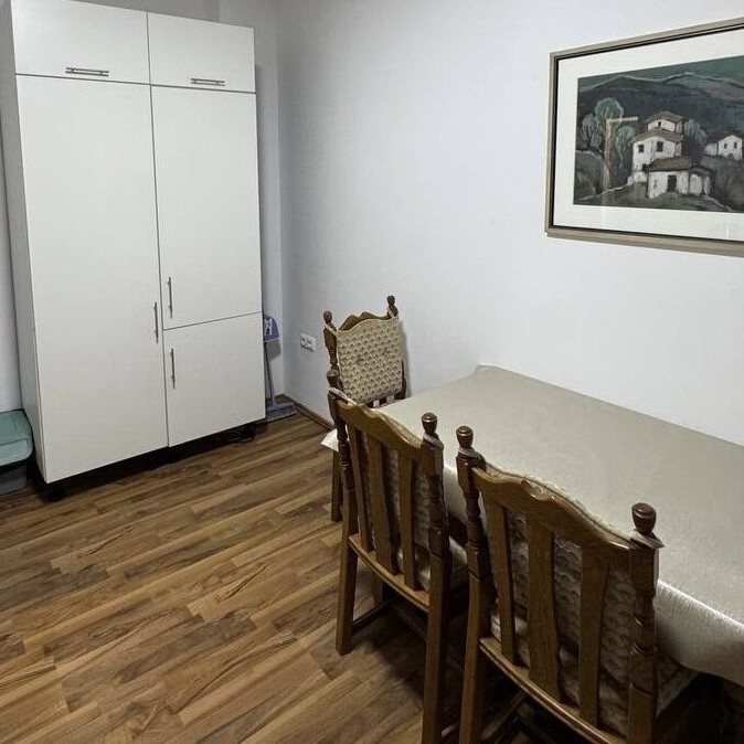 Monteur-Zimmer - Düsseldorf - Haus für Firmen in Solingen, möbliert, Parkplatz, 12+ Pers.
