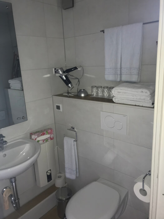 Monteur-Zimmer - Düsseldorf - Ferienwohnung Wieneke