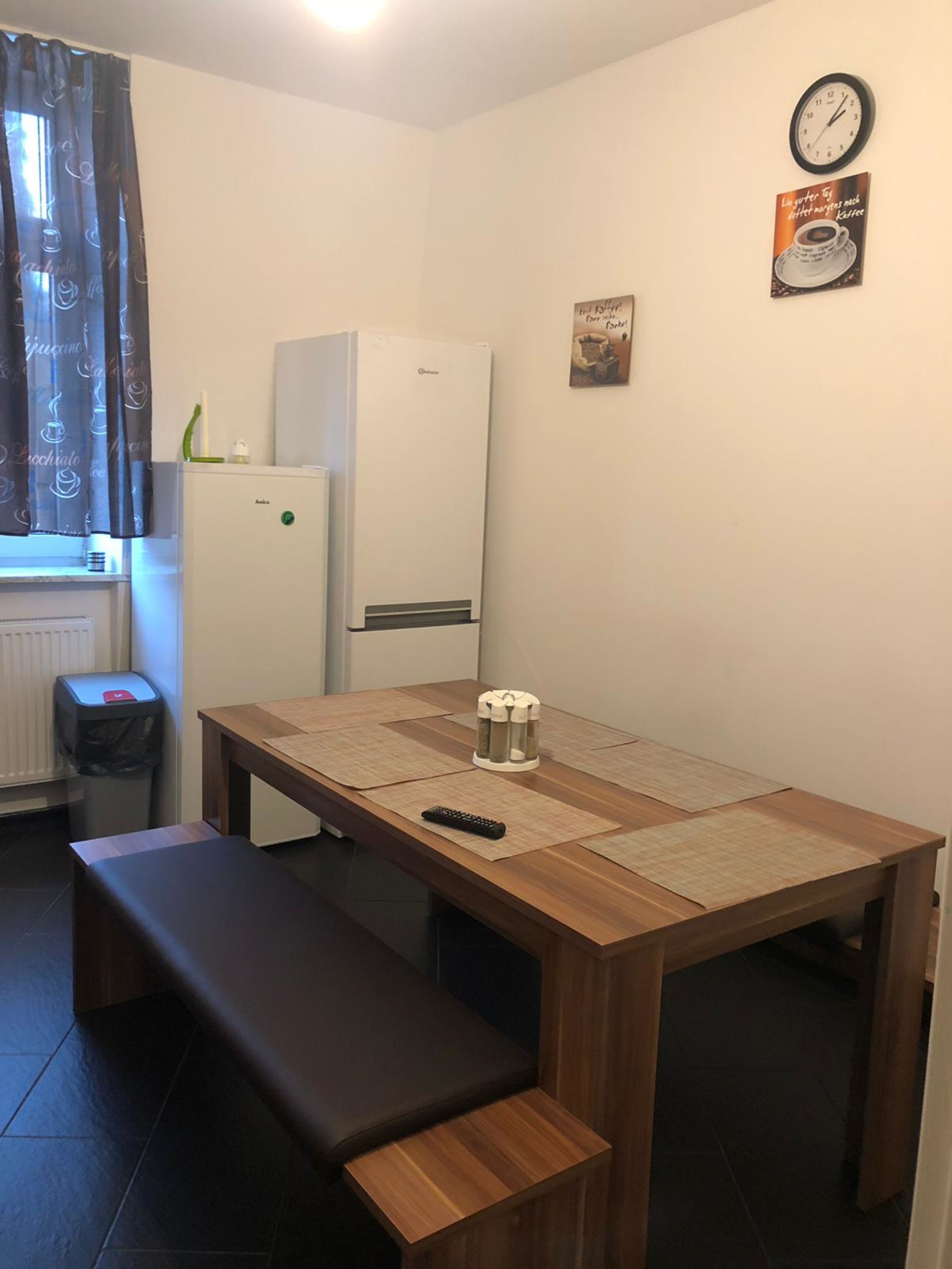 Monteur-Zimmer - Düsseldorf - Gästehaus Wuppertal Lavalya