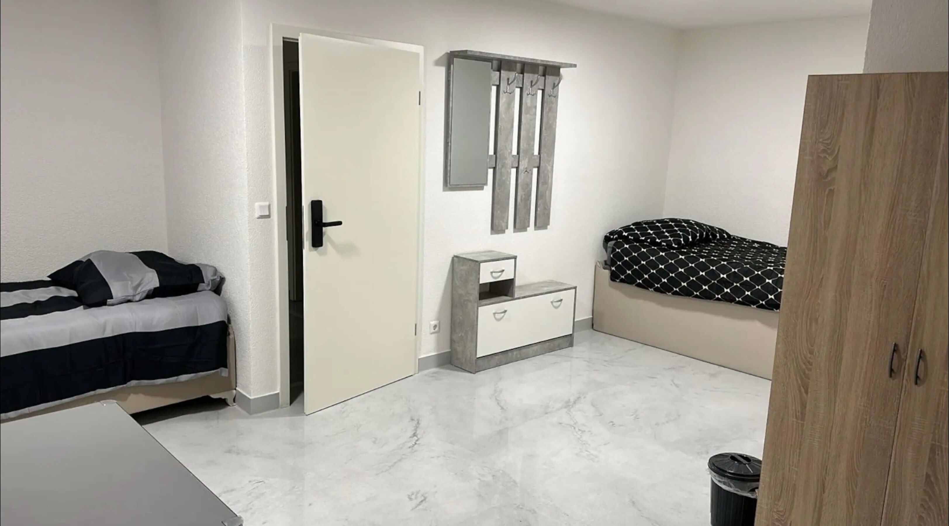 Monteur-Zimmer - Düsseldorf - Al-locanda