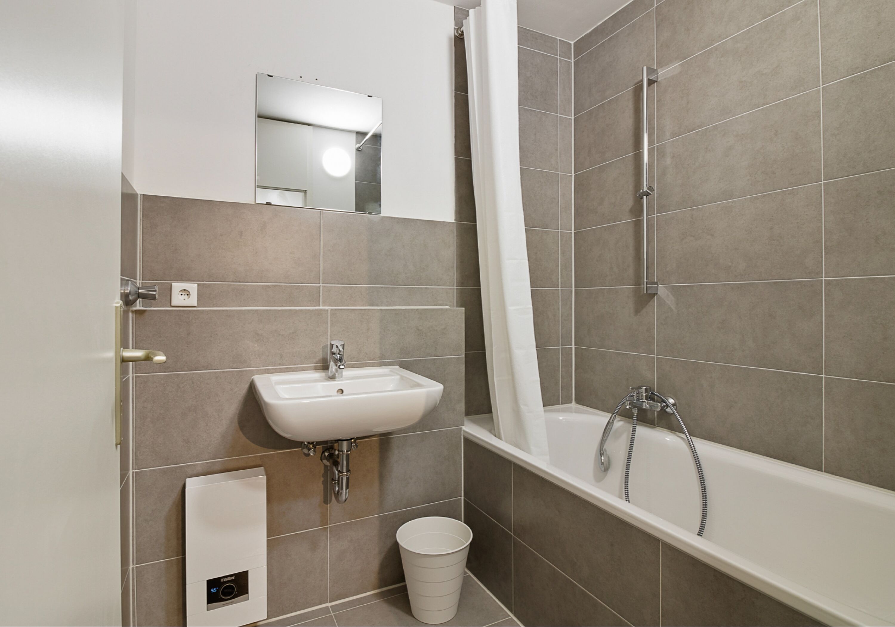 Monteur-Zimmer - Düsseldorf - Top Apartment in Wuppertal- alles was man braucht