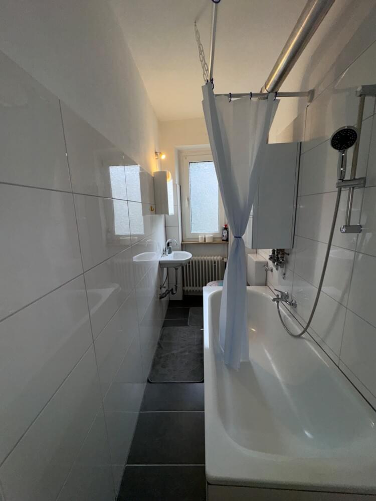 Monteur-Zimmer - Düsseldorf - Wohnung Wuppertal zentral Einzelzimmer/Doppelzimmer