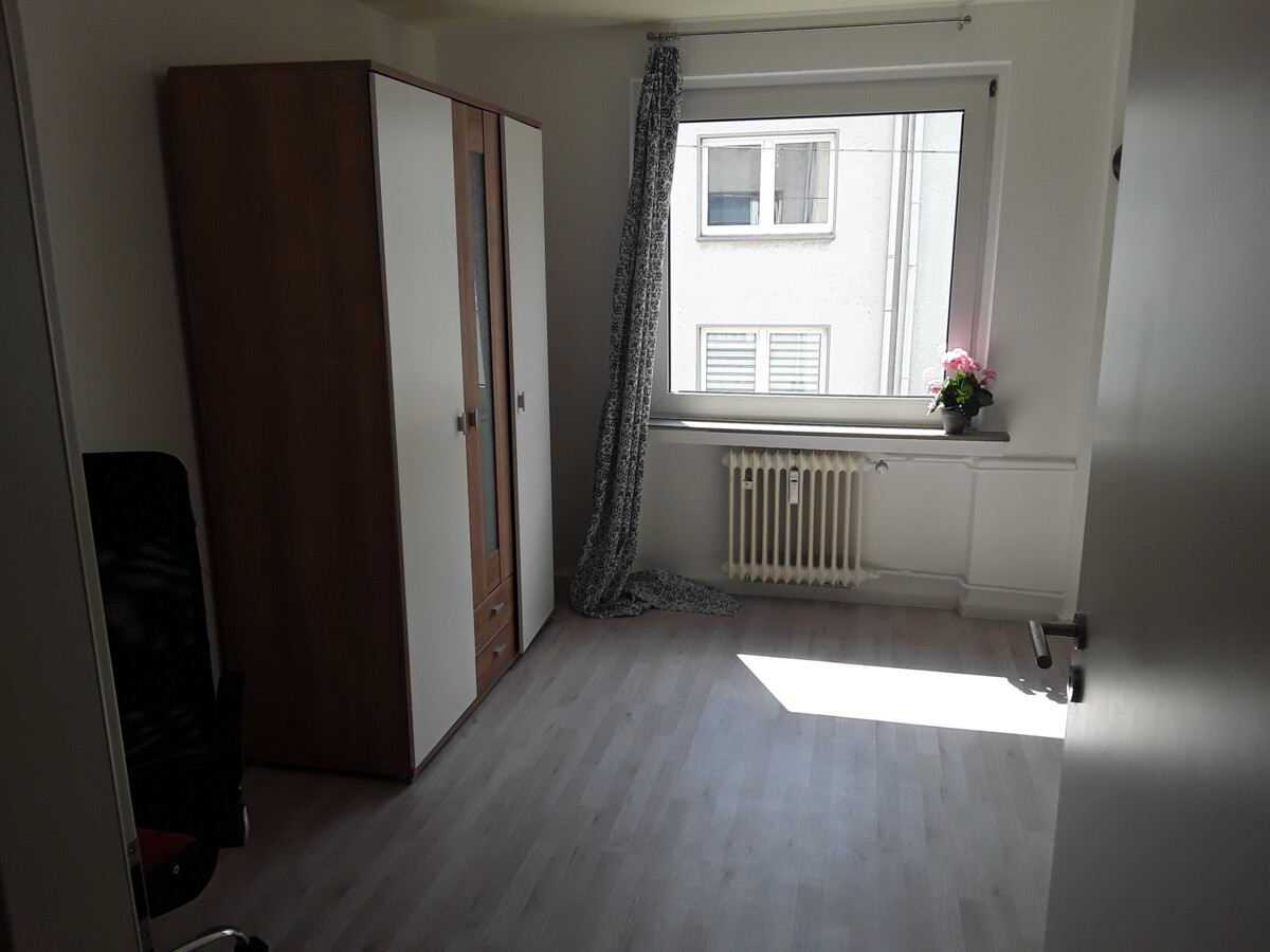 Monteur-Zimmer - Düsseldorf - möbiliertes Zimmer Nähe Hauptbahnhof