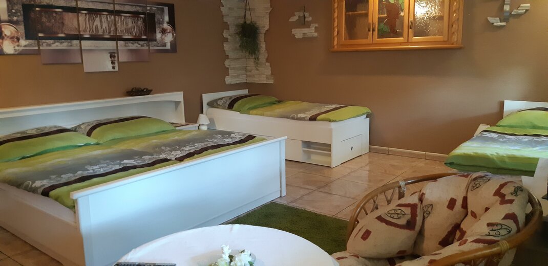 Monteur-Zimmer - Preis pro Nacht - Friesach (Friesach) -  Privatzimmer Schwarz