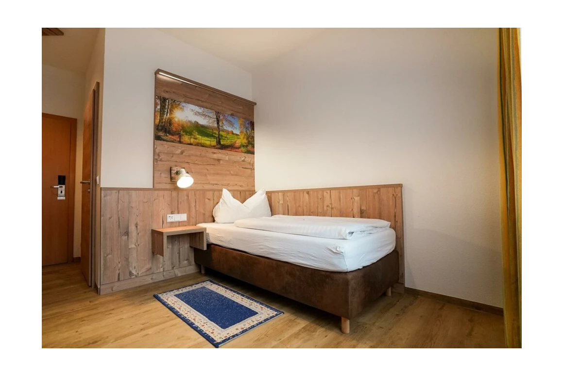 MonteurZimmer: Perschler