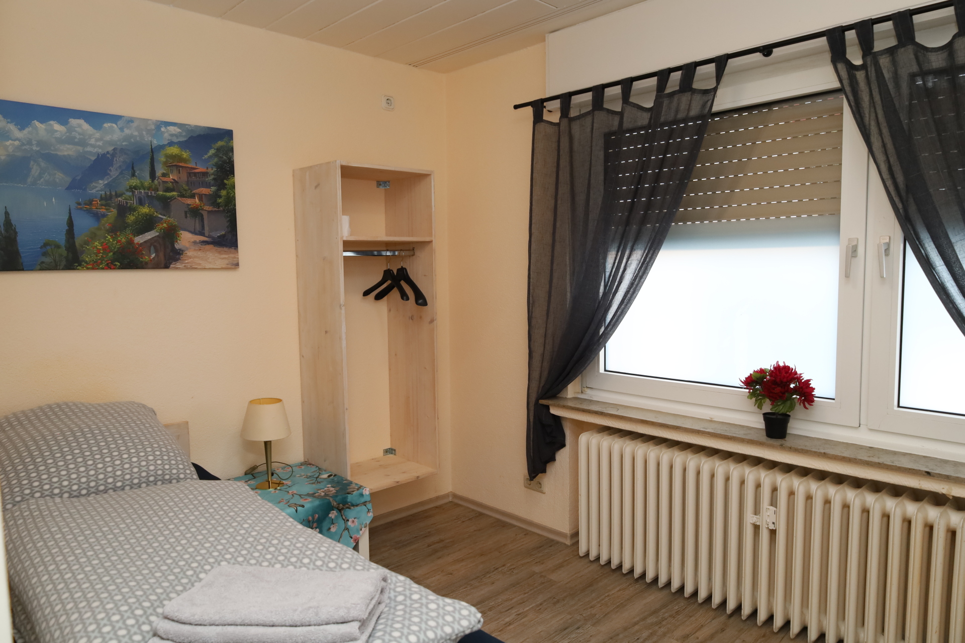 Monteur-Zimmer - Leopoldshöhe - Monteurzimmer Bielefeld | Einzel- Doppelzimmer | WLAN & Küche