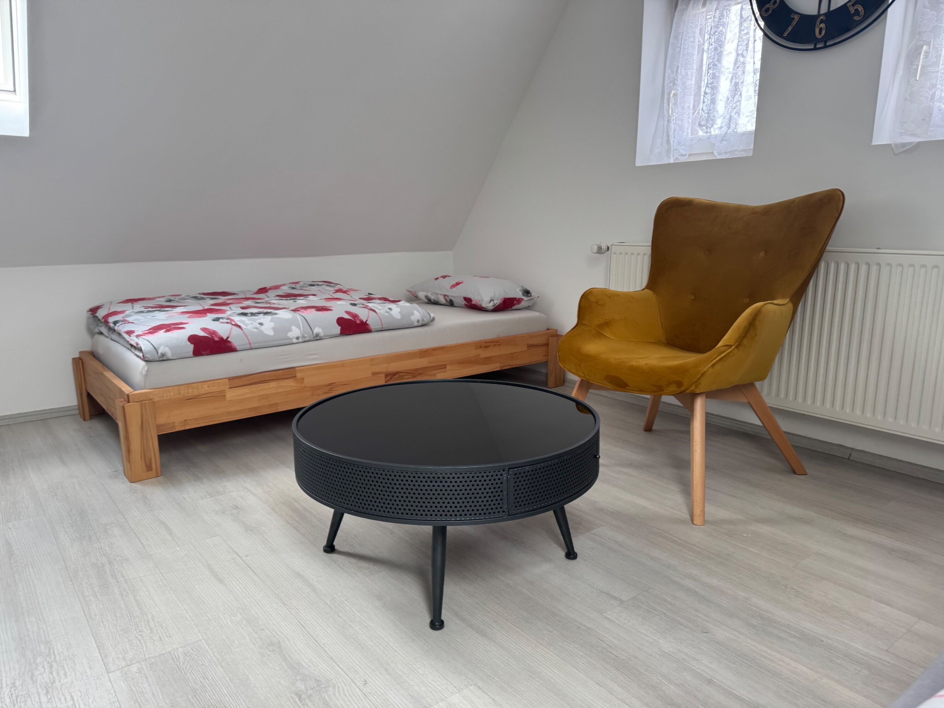 Monteur-Zimmer - Leopoldshöhe - Monteurwohnung Pension inkl. Küche, Bettwäsche &Endreinigung