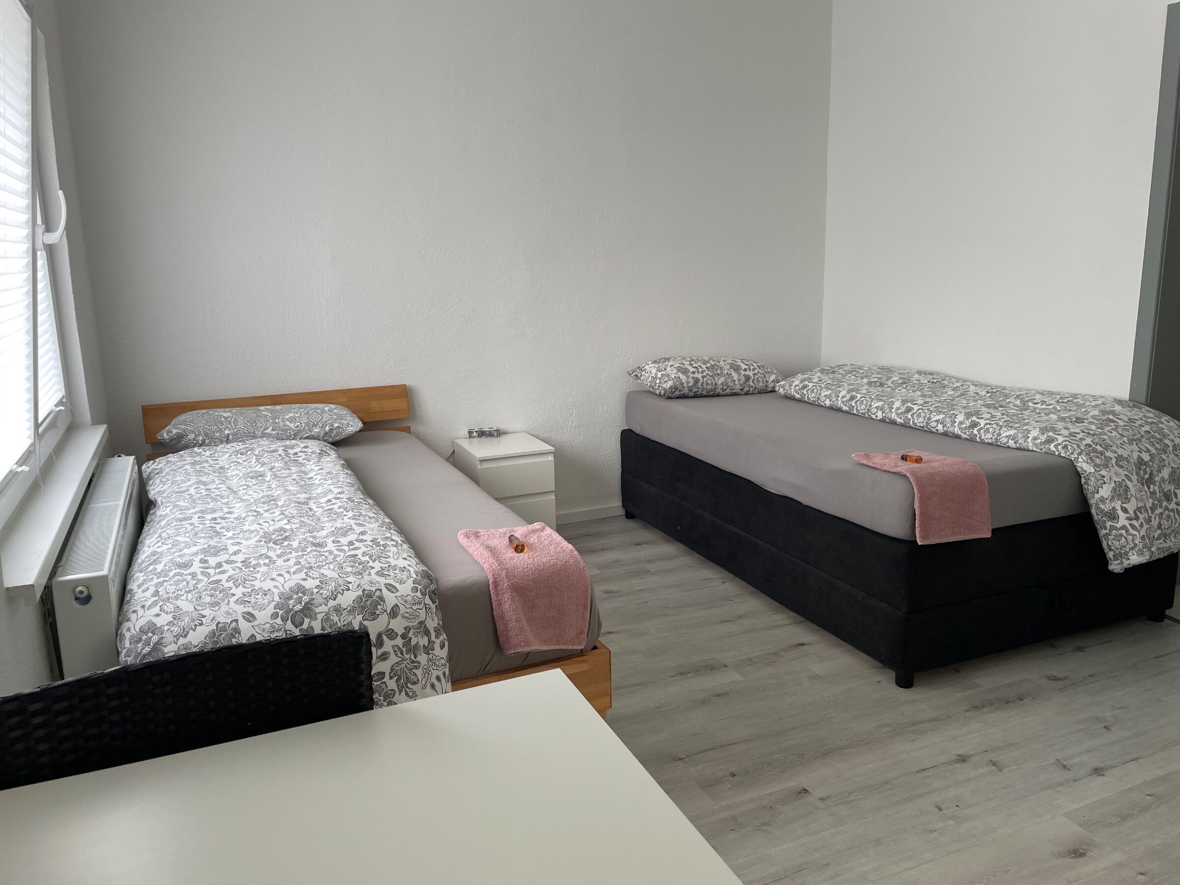 Monteur-Zimmer - Leopoldshöhe - Pension – Monteurzimmer | Parkplatz, WLAN, Küche, Langzeit