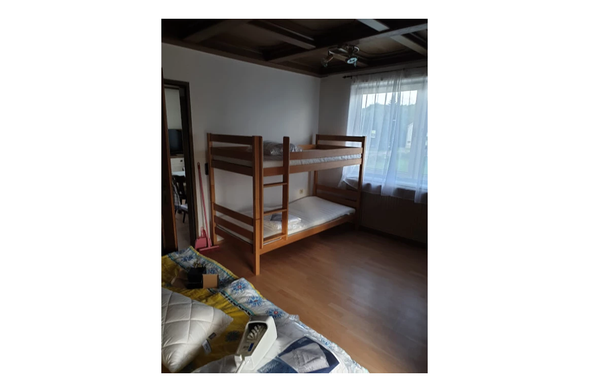 MonteurZimmer: Ferienwohnung 123