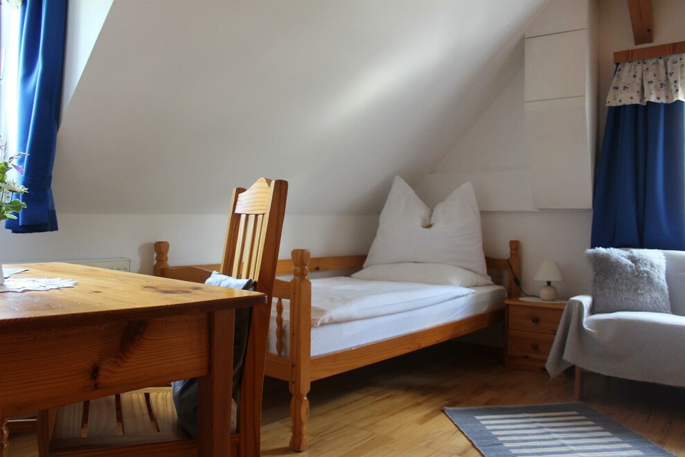 Monteur-Zimmer - Preis pro Nacht - Aflenz Kurort - Biobauernhof Lammer