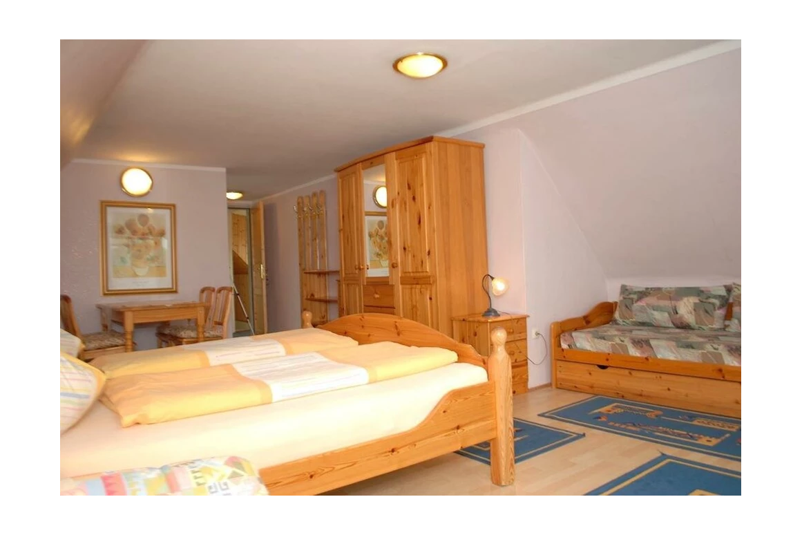 MonteurZimmer: Gästehaus Anna