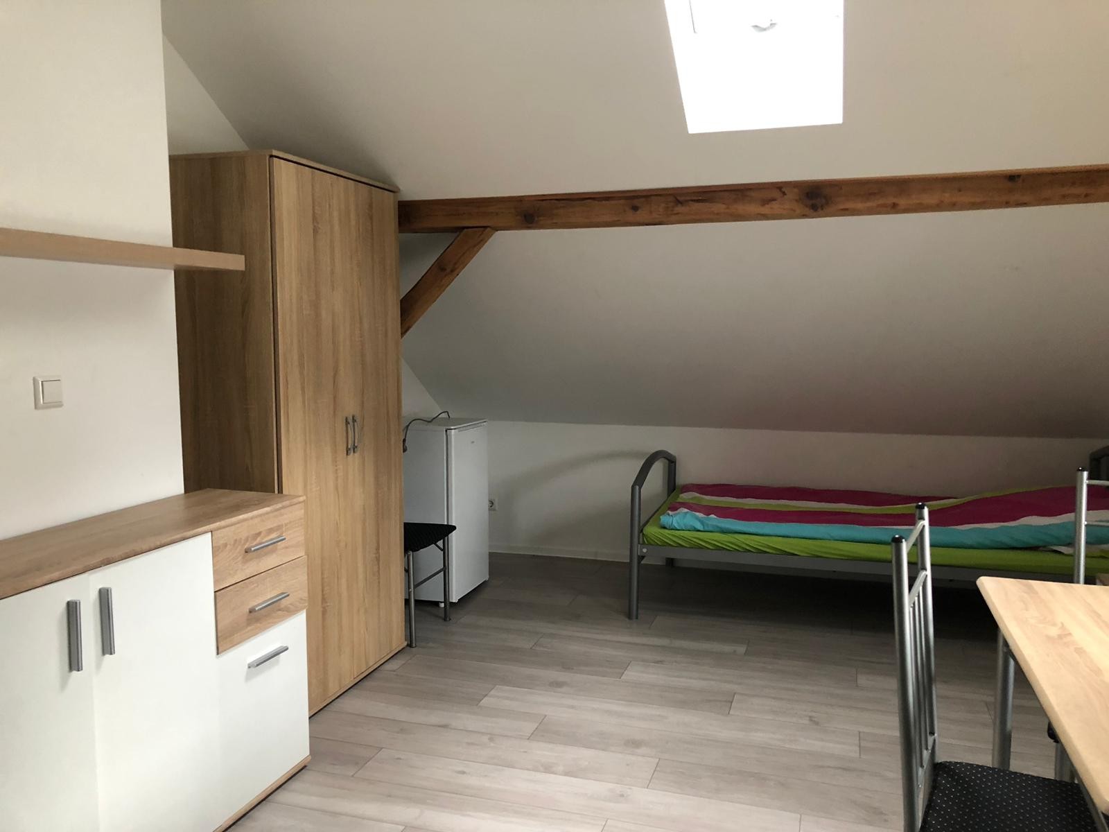 Monteur-Zimmer - Viernheim - Neue Monteurzimmer in Mannheim Zentrum, Ludwigshafen, Altrip