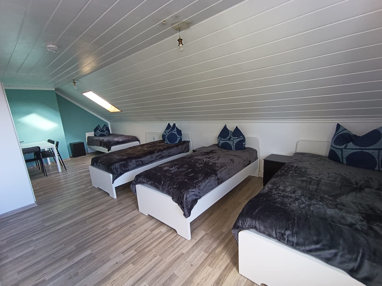 Monteur-Zimmer - Eggenstein-Leopoldshafen - Monteurzimmer in Mannheim ab 15,00€