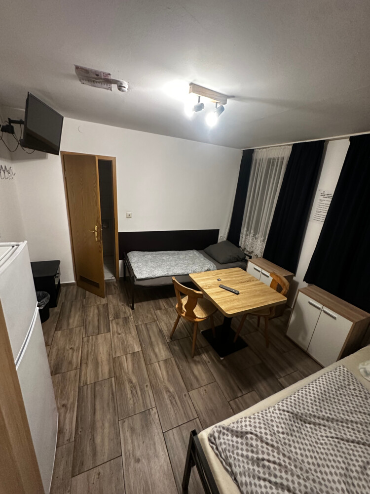 Monteur-Zimmer - Viernheim - Pension - Hotel - Häuser