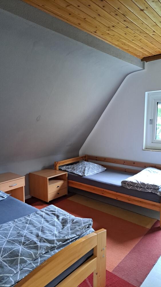 Monteur-Zimmer - Viernheim - Helle Wohnung/Zimmer in ruhige Lage in Ludwigshafen